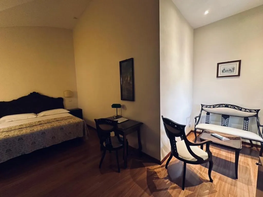 Bedroom, Bed in Grand Hotel Dei Castelli