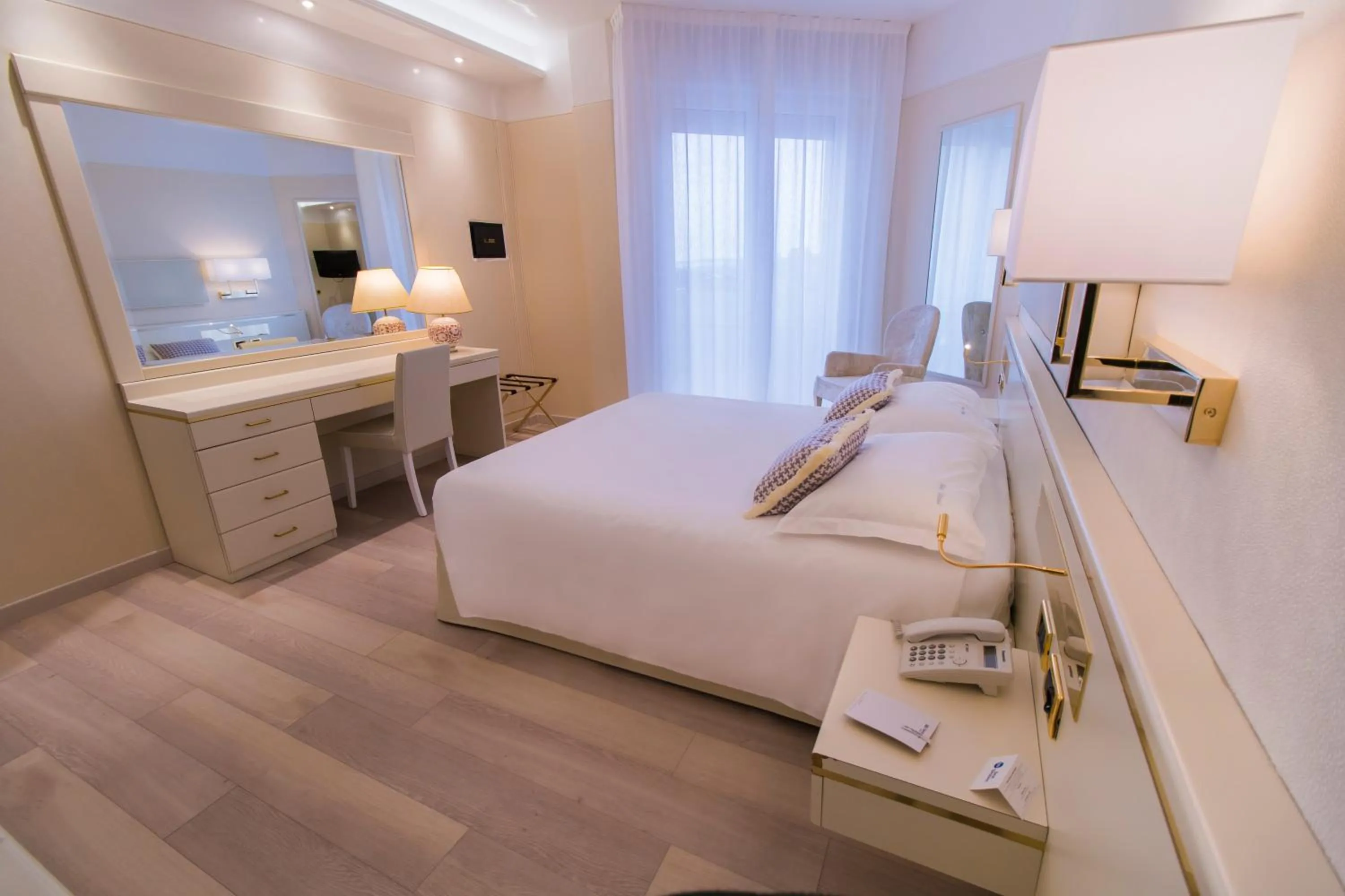 Comfort Double or Twin Room with Balcony and Sea View - single occupancy in Hotel Bristol