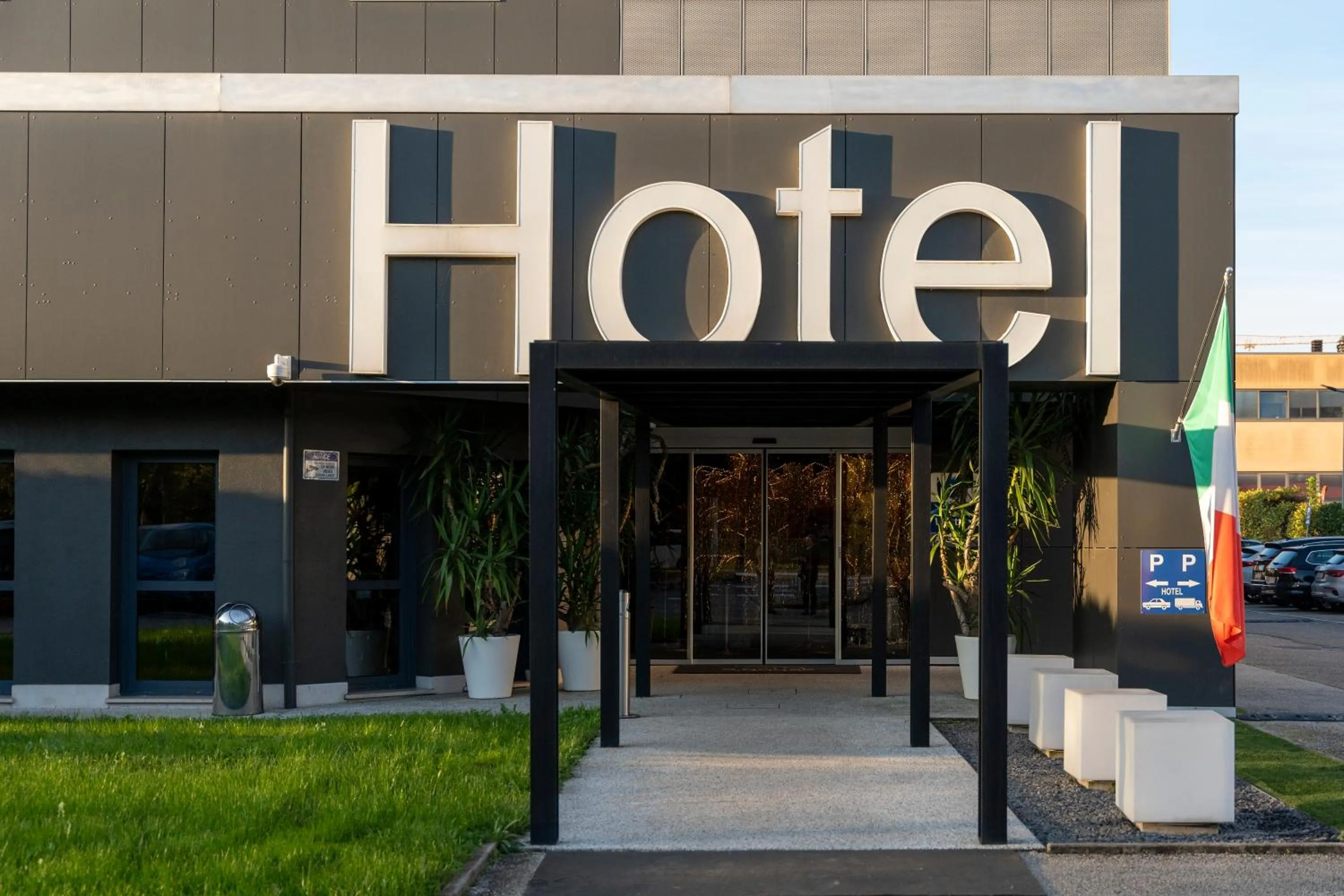 The Aries Hotel