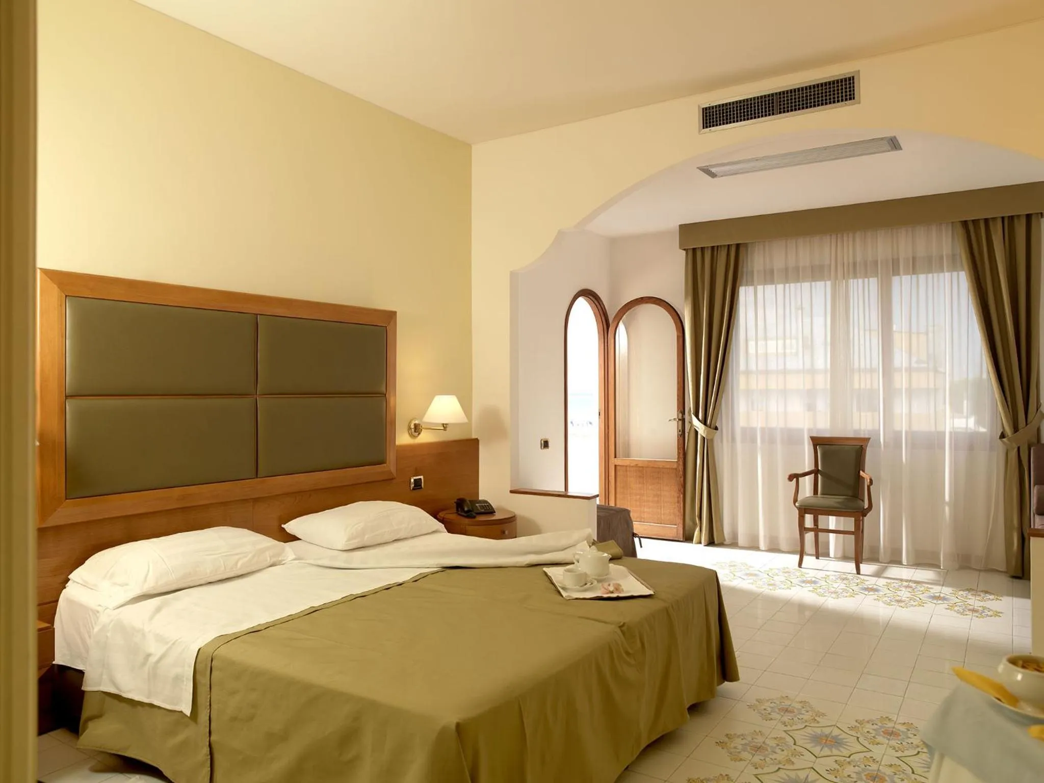 Day, Bed in Grand Hotel Don Juan