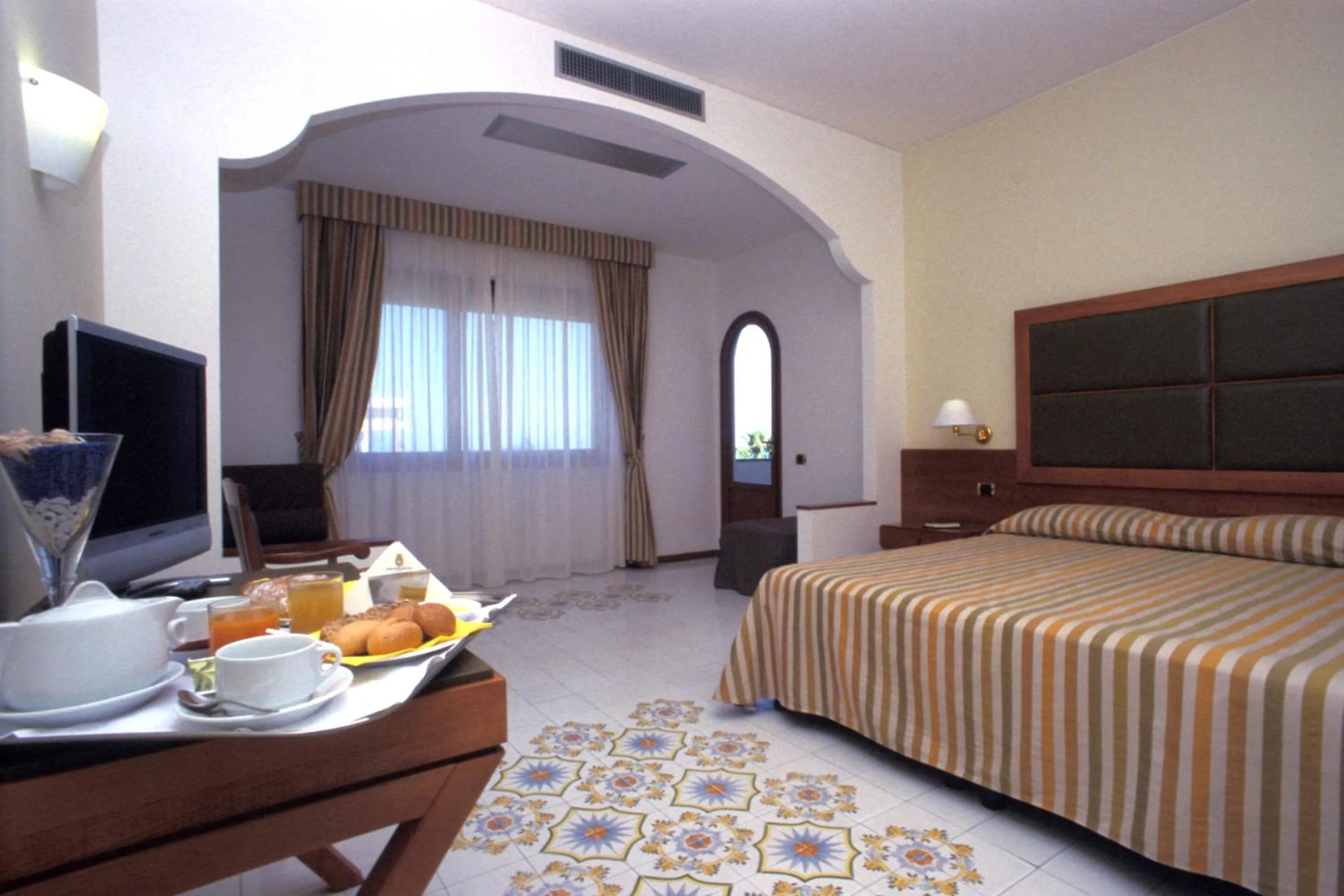 Day, Bed in Grand Hotel Don Juan