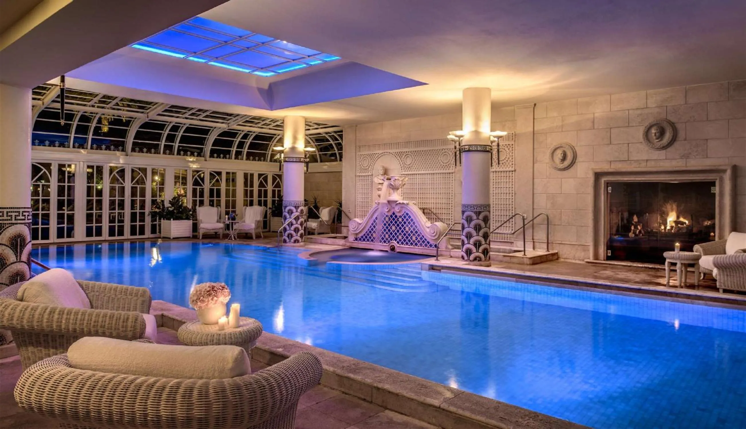 Pool view in Rome Cavalieri, A Waldorf Astoria Hotel