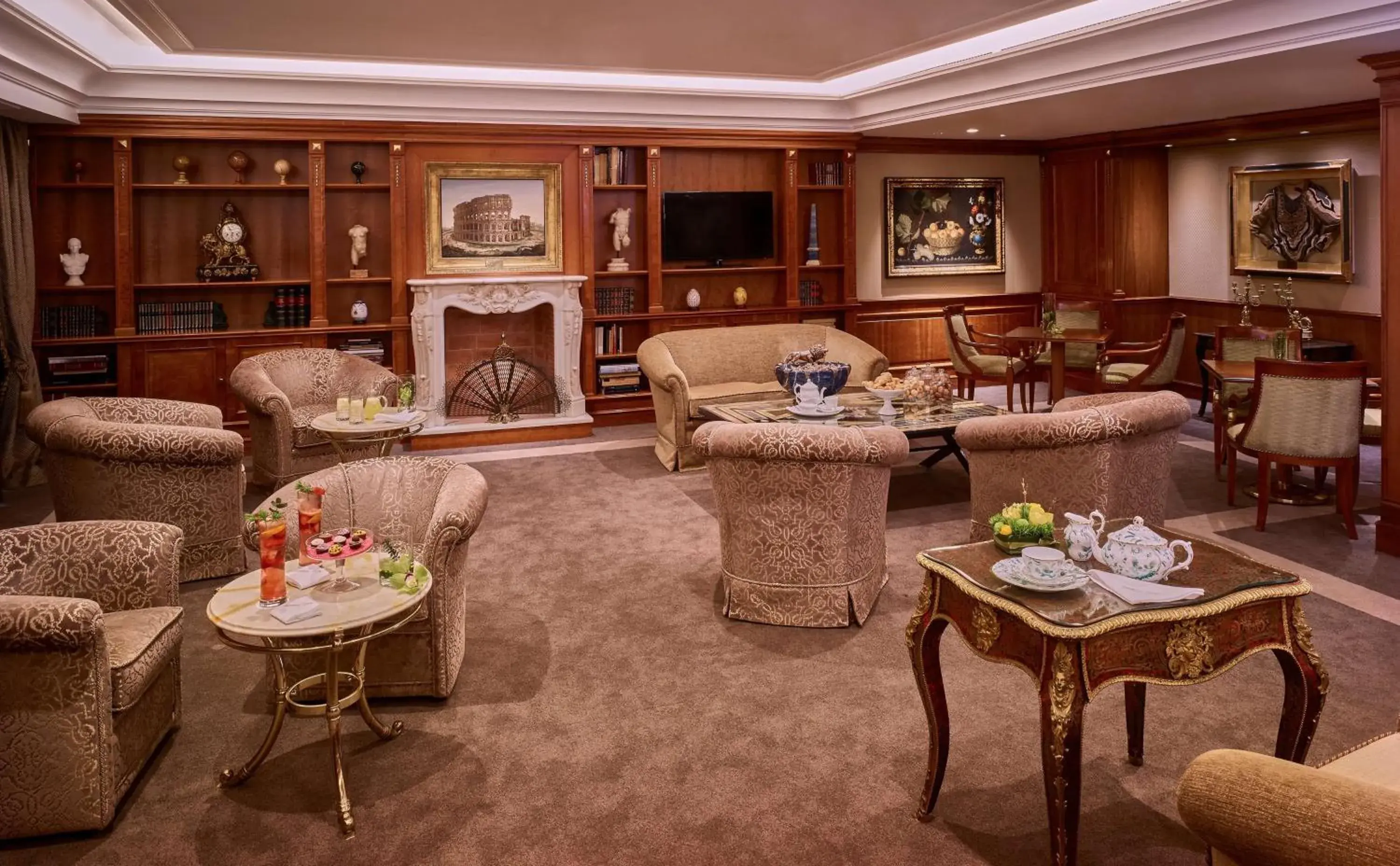 Lobby or reception in Rome Cavalieri, A Waldorf Astoria Hotel Lobby or reception in Rome Cavalieri, A Waldorf Astoria Hotel