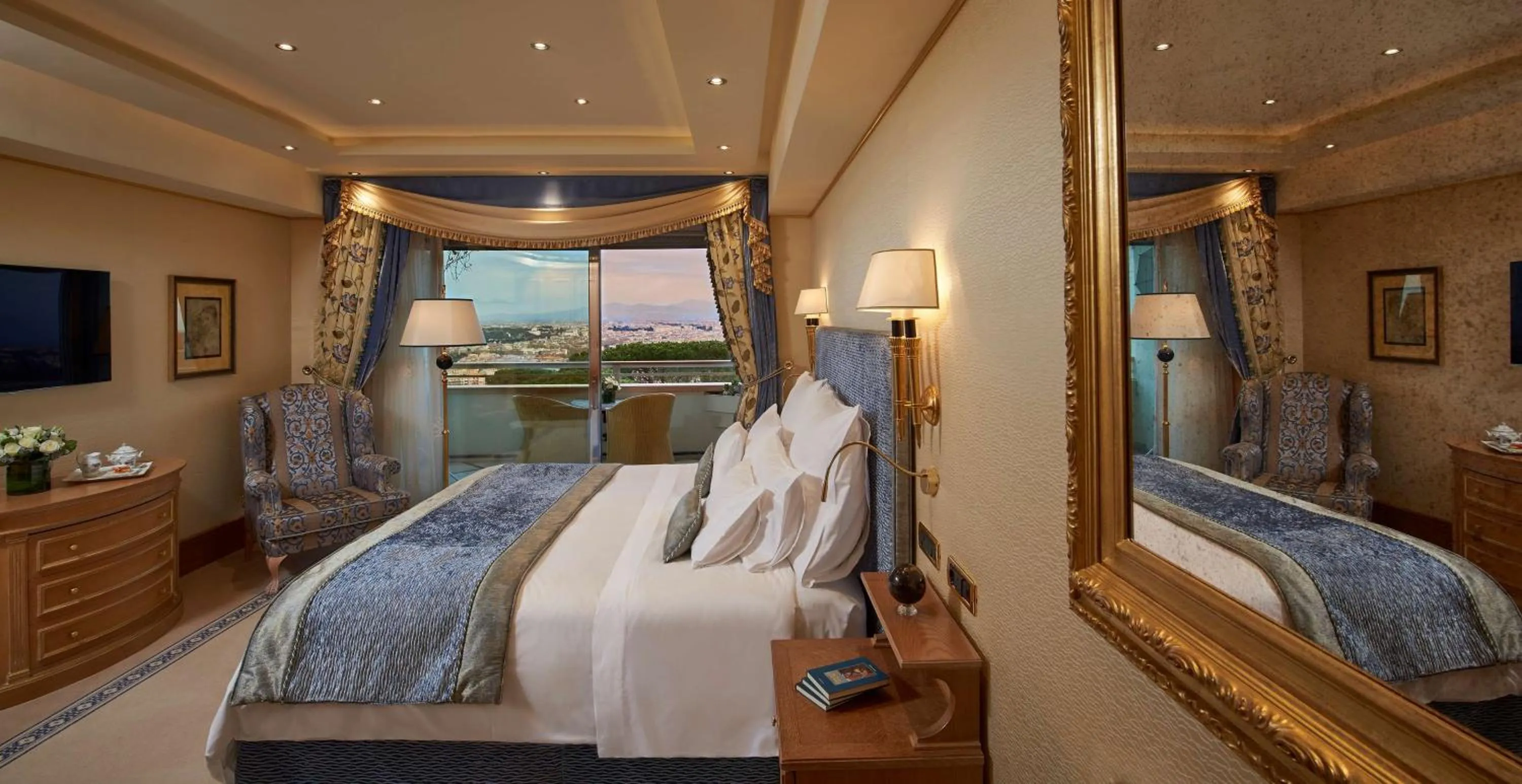 Bed in Rome Cavalieri, A Waldorf Astoria Hotel