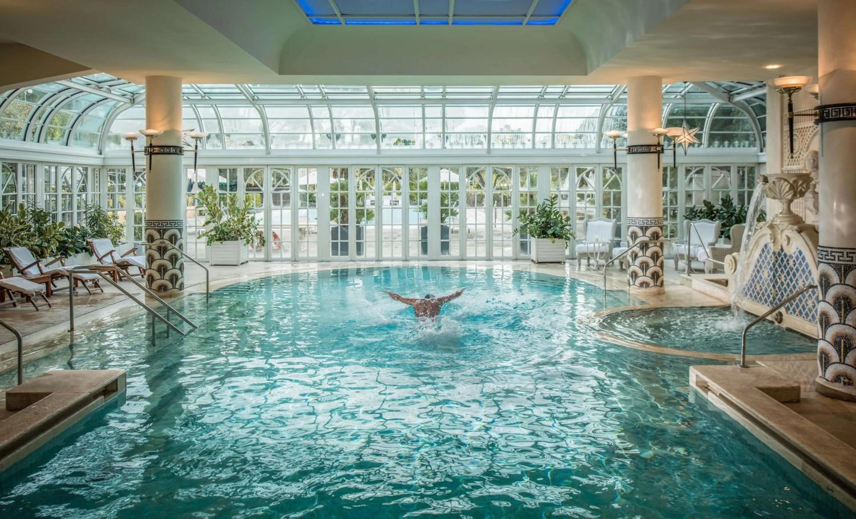 Pool view in Rome Cavalieri, A Waldorf Astoria Hotel
