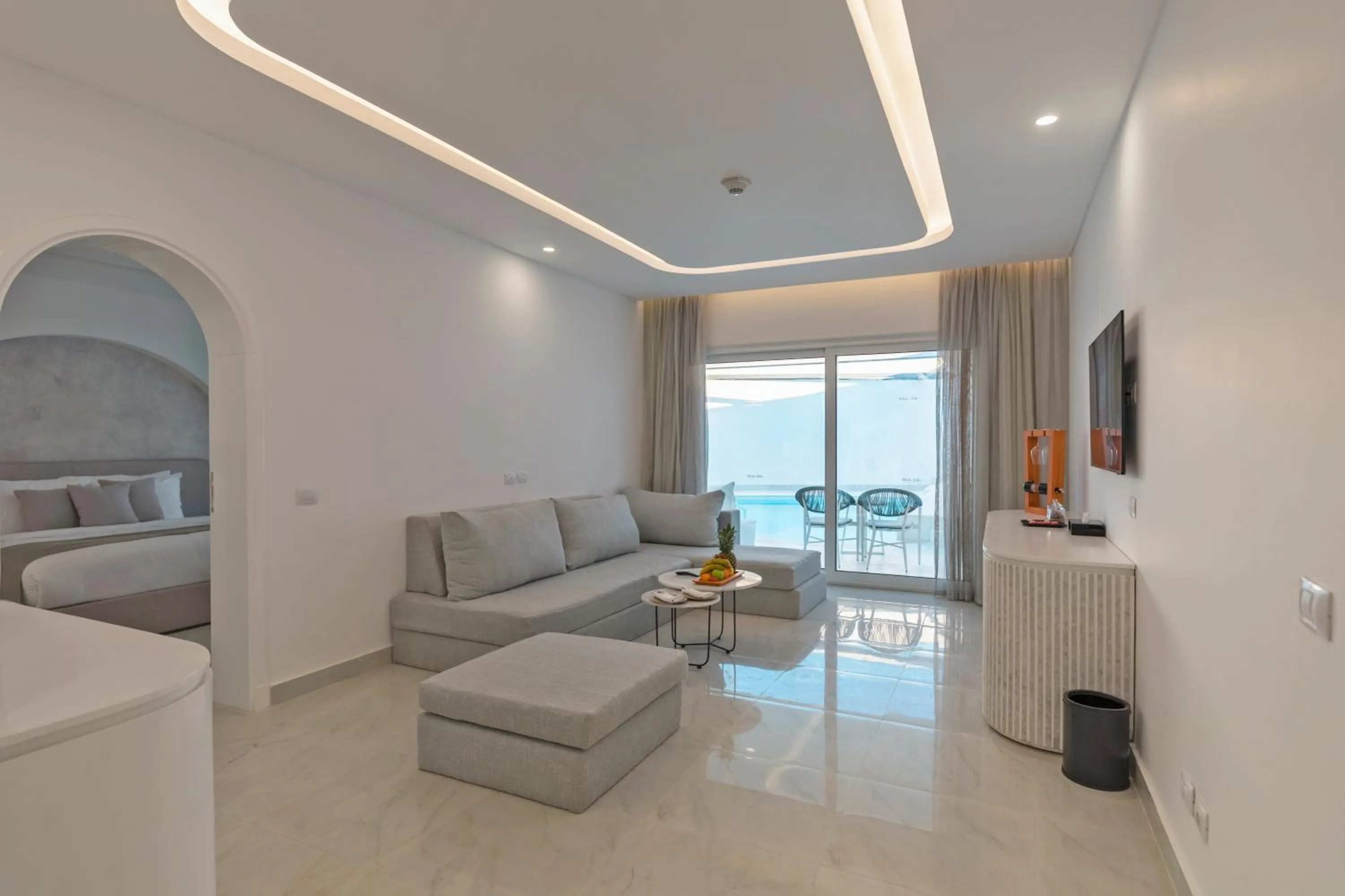 Executive Pool Suite- Posh Club in White Hills Resort