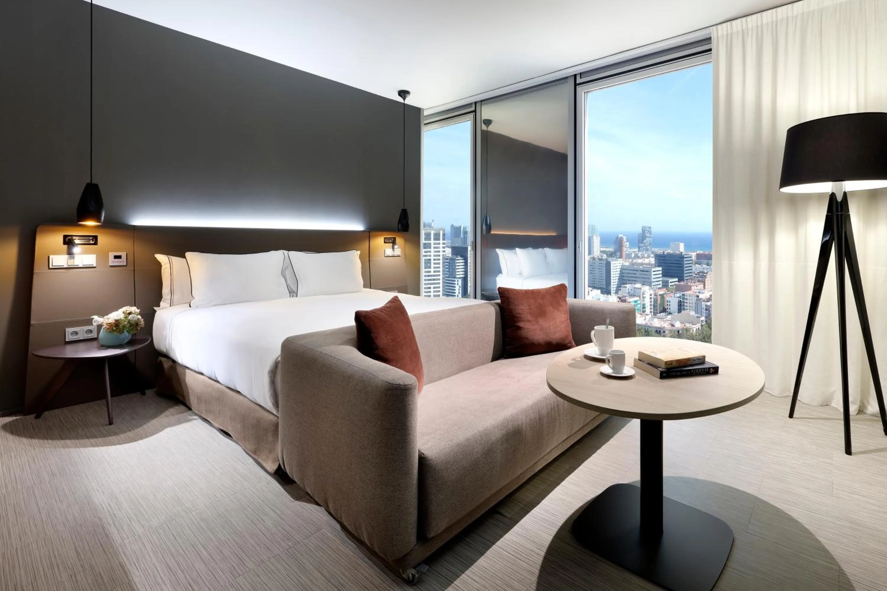 Restaurant/places to eat, Bed in Melia Barcelona Sky 4* Sup