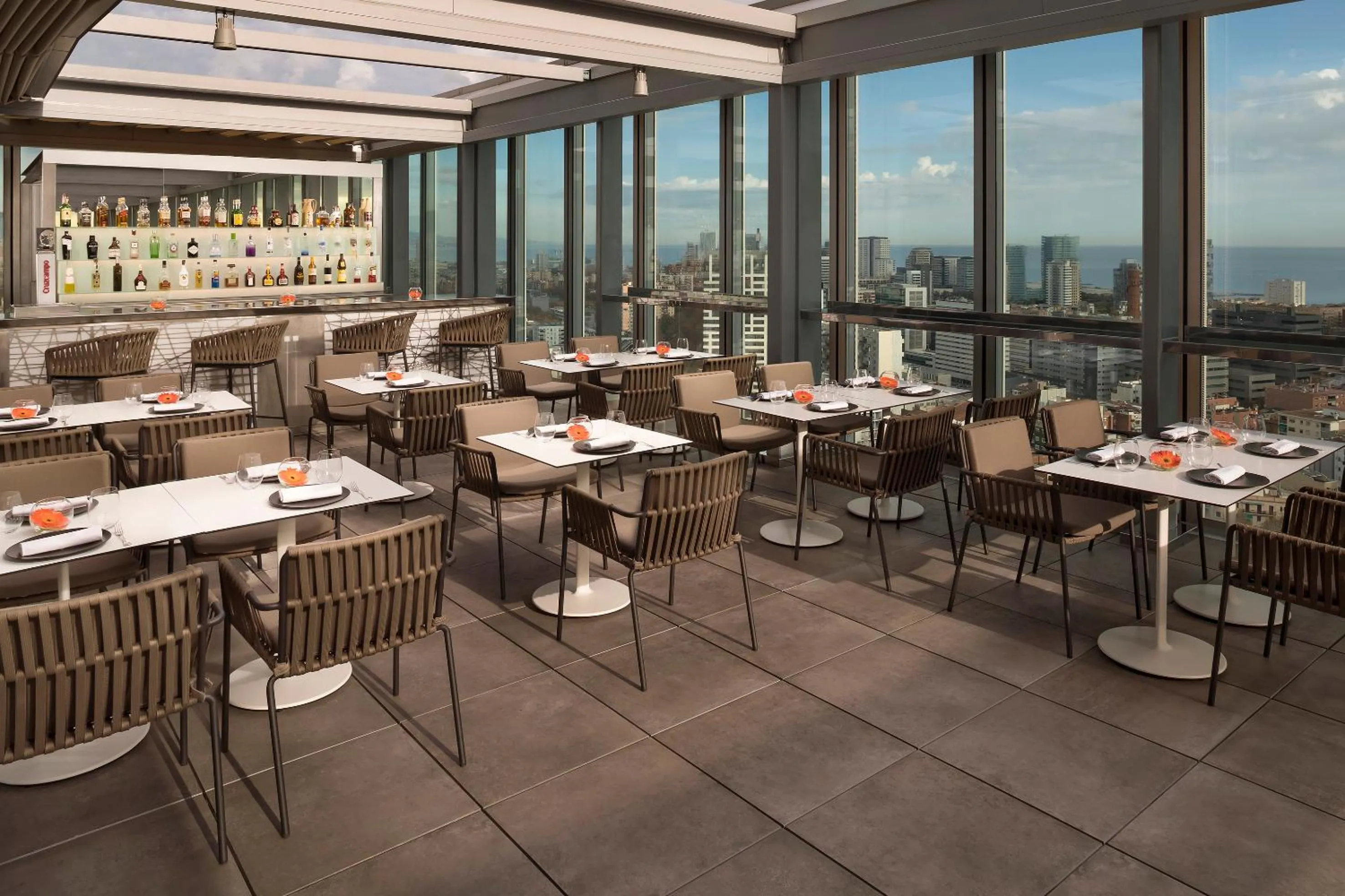 Restaurant/places to eat in Melia Barcelona Sky 4* Sup