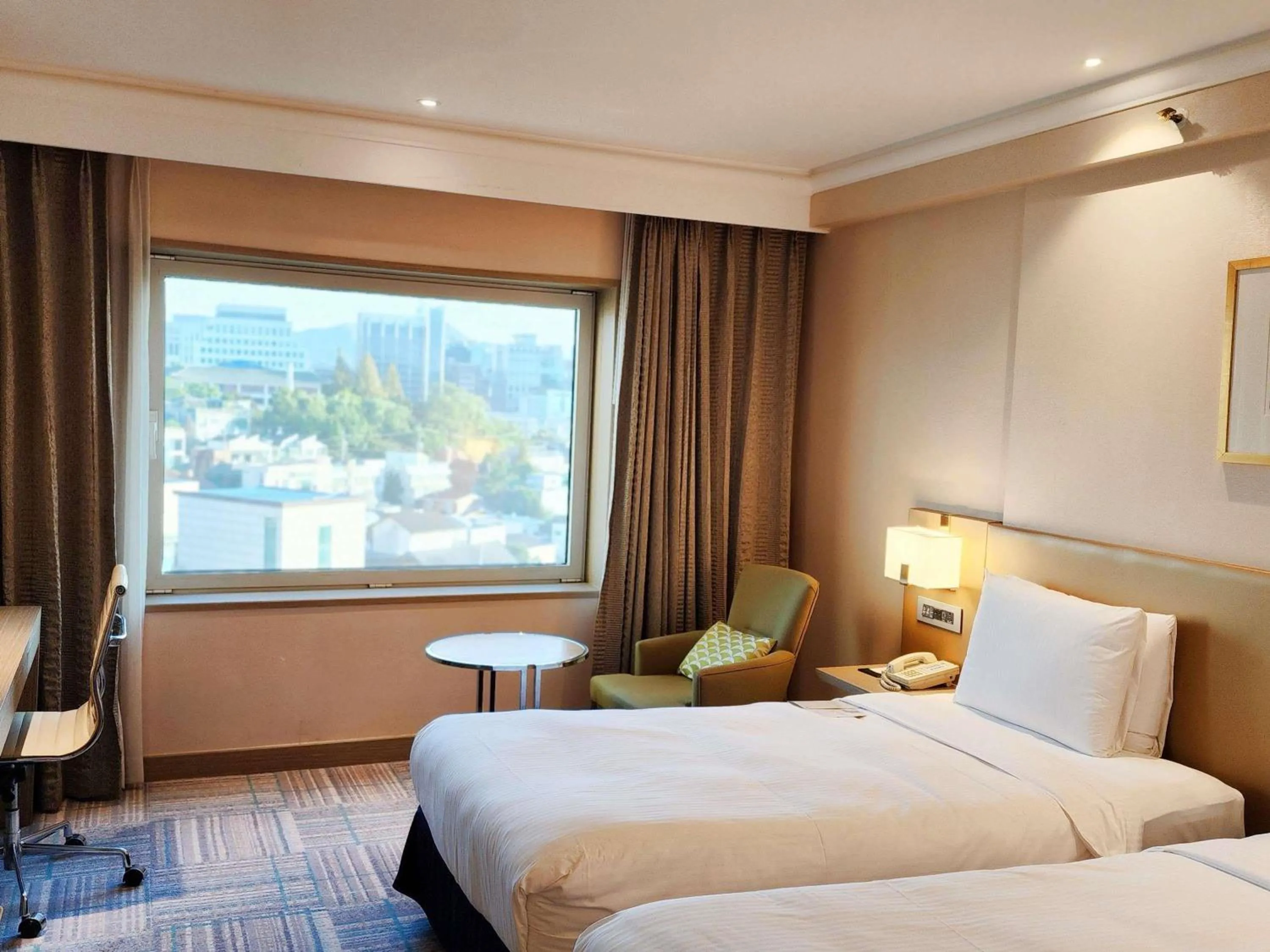 Bedroom, Bed in Novotel Ambassador Seoul Gangnam