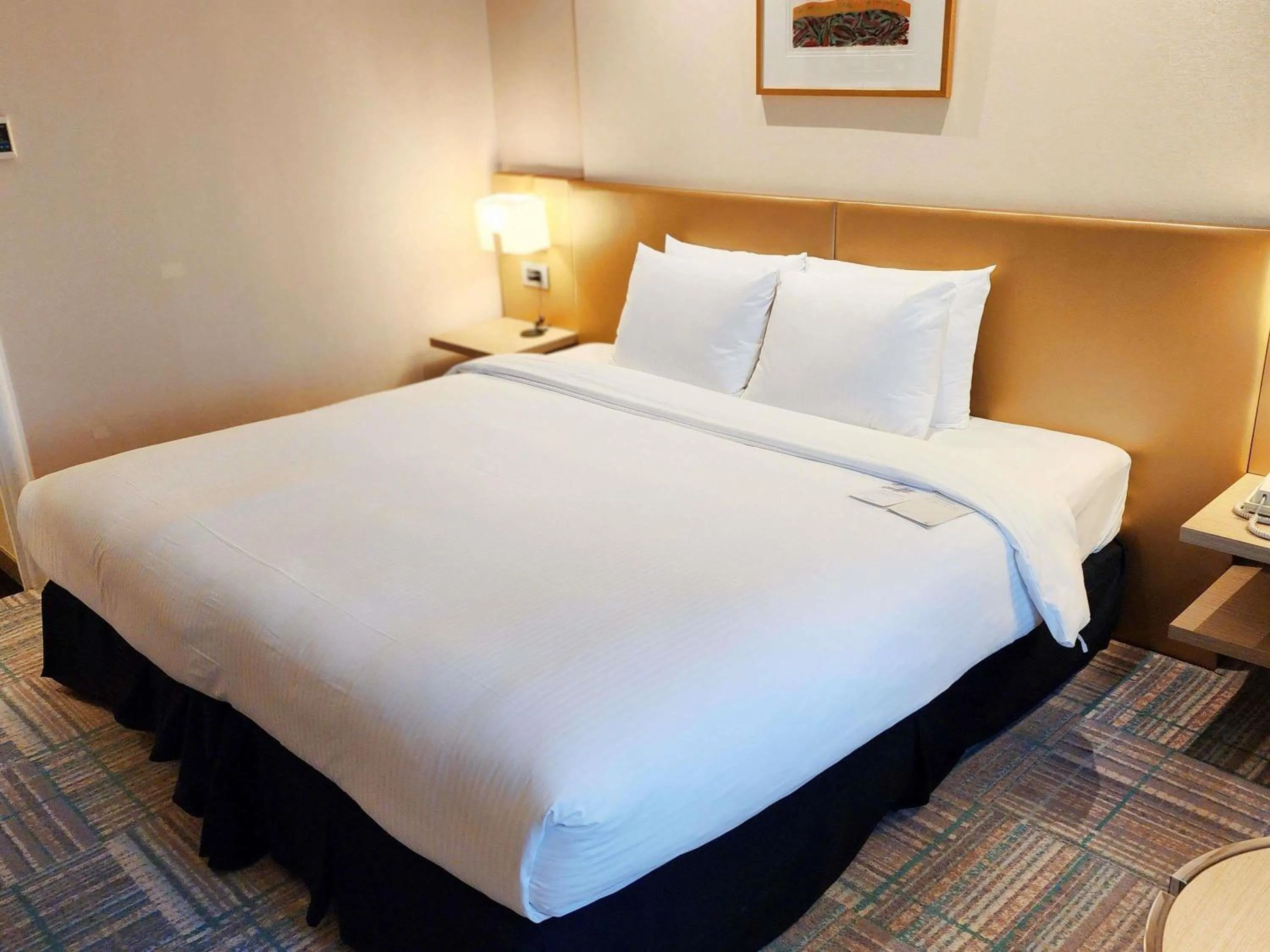 Bedroom, Bed in Novotel Ambassador Seoul Gangnam